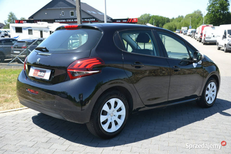 Peugeot 208 like 10 benzyna 75 klimatyzacja 208