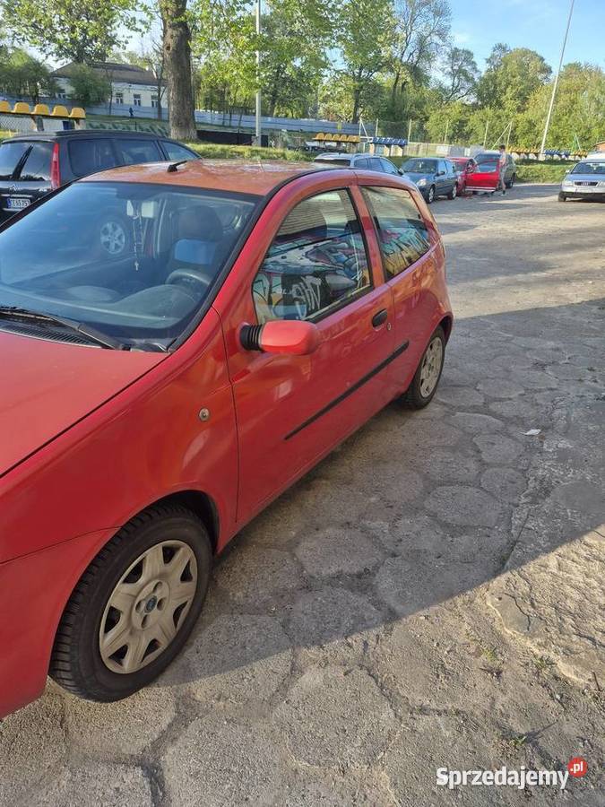 Fiat Punto 2 2005 12 8v Benzyna 50KM lubelskie Lublin sprzedam