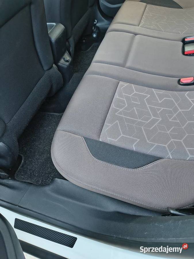 Peugeot 2008 12 benzyna 2013r Historia CEPiK sprzedam