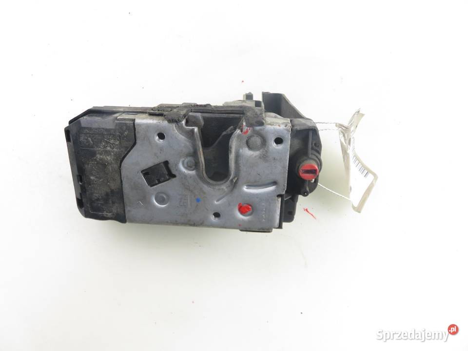 ZAMEK LEWY TYLNY OPEL ZAFIRA B 13210738