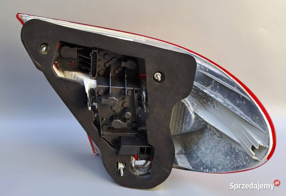Lampa Tylna Prawa Mercedes CLK C209 A209 HELLA prawe Mielęcin sprzedam