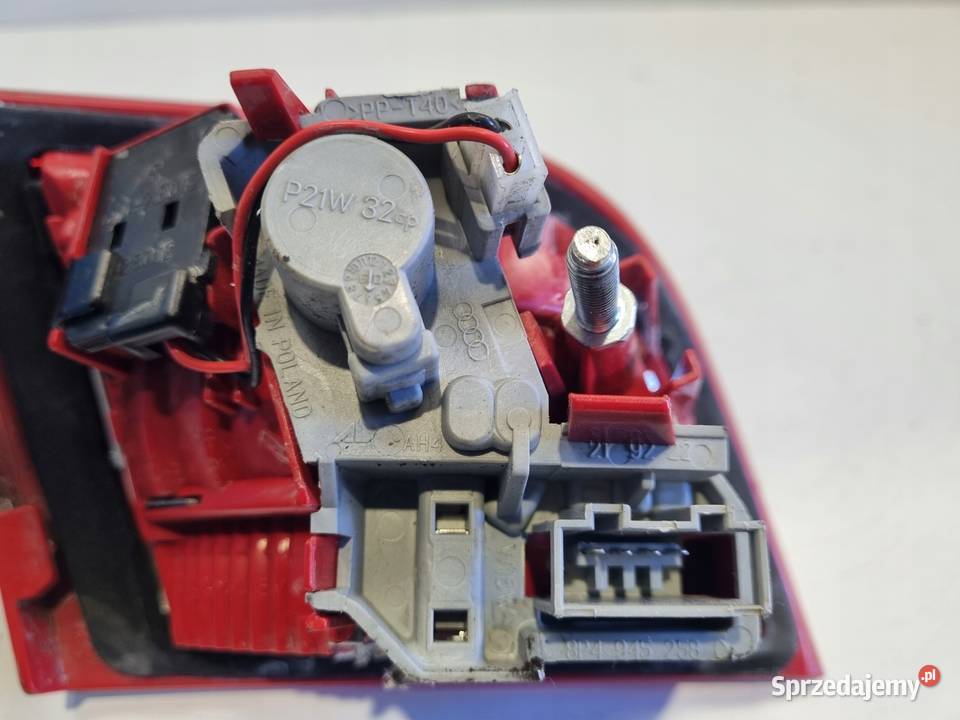 LAMPA PRAWA Audi A3 8P 0308r TYLNA prawy tył Rudka sprzedam