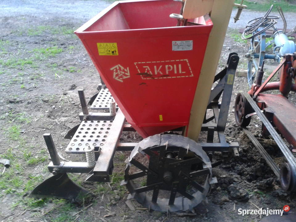 sadzarka do ziemniaków AKPIL sprzedam