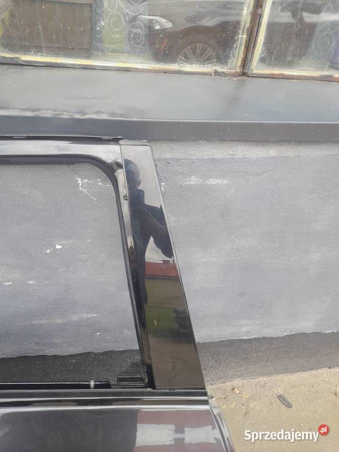 Drzwi tylne prawe BMW F10 B90 sophisto grau osobowe Turek