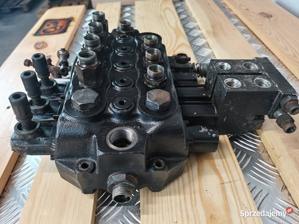 Rozdzielacz hydrauliczny Merlo P Monoblok Wilkowo sprzedam