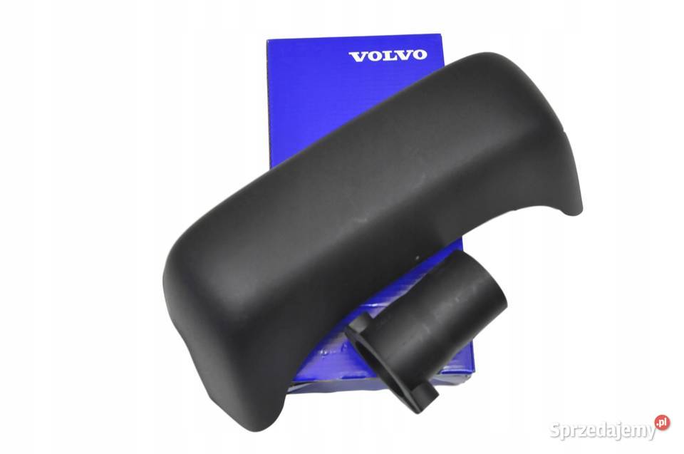 VOLVO V70 zaslepka haka holowniczego odpinanego Gadgety motoryzacyjne Bielany Wrocławskie