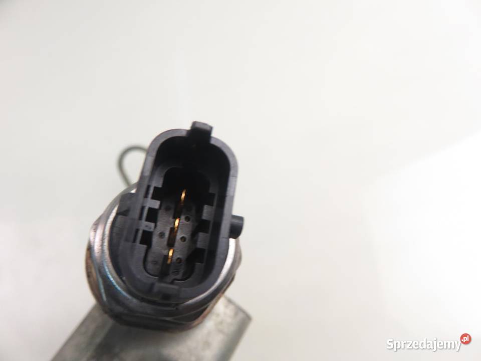 LISTWA WTRYSKOWA OPEL ASTRA IV J 17 CDTI A 17 Listwy wtryskowe