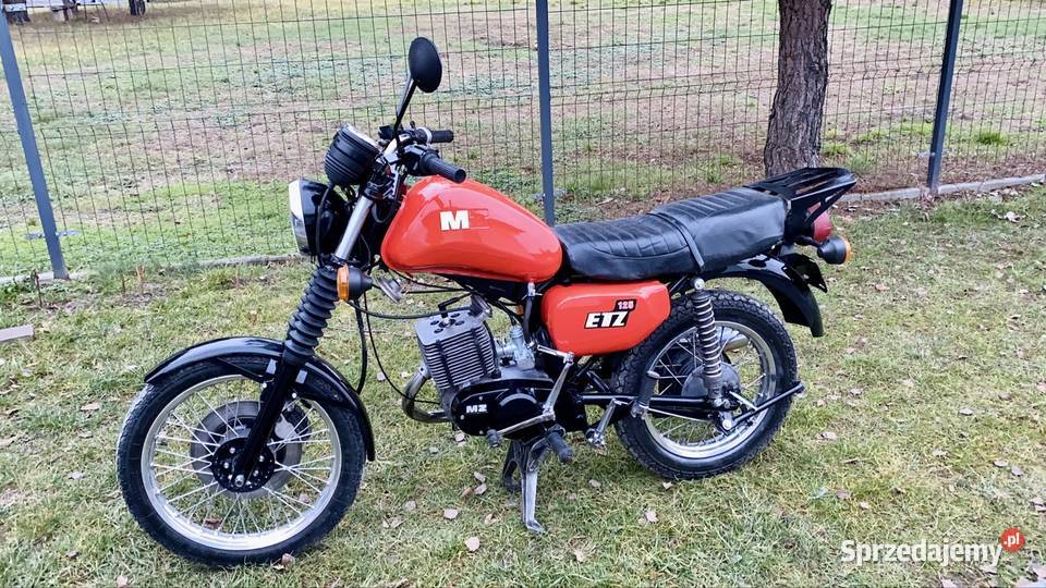 MZ etz 125150 1986r renowacji Ostrowiec Świętokrzyski