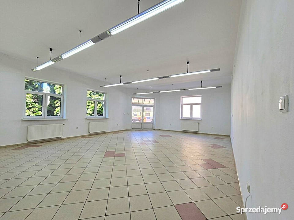 Budynek mieszkalnousługowy Lubartów centrum garaż