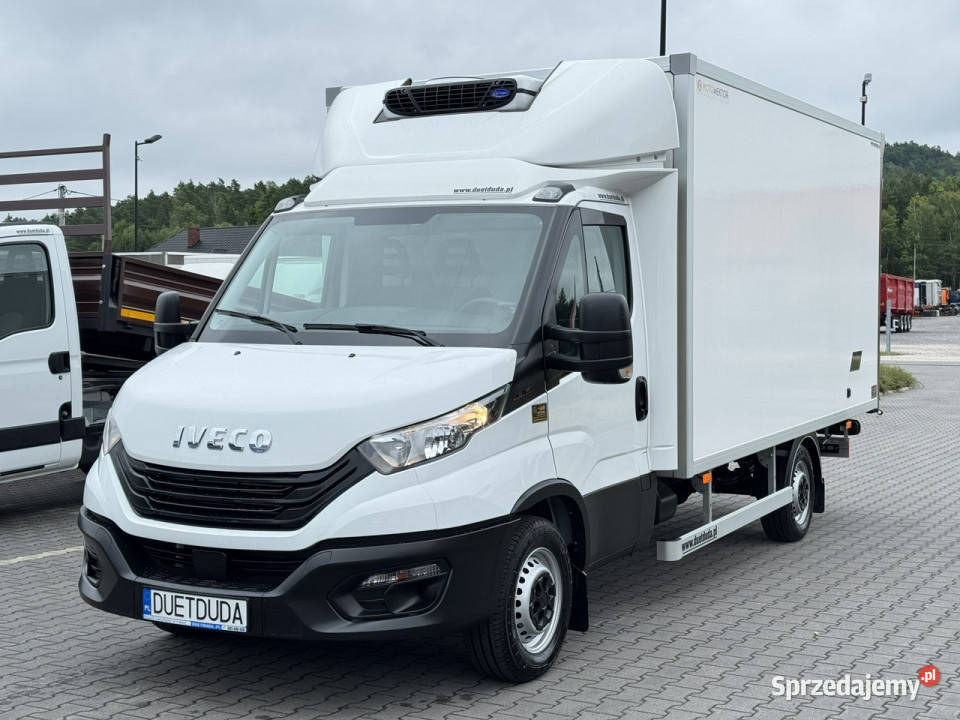 Iveco Daily 35S16 V WINDA CHŁODNIA 2929 8Palet światła przeciwmgłowe świętokrzyskie Widełki