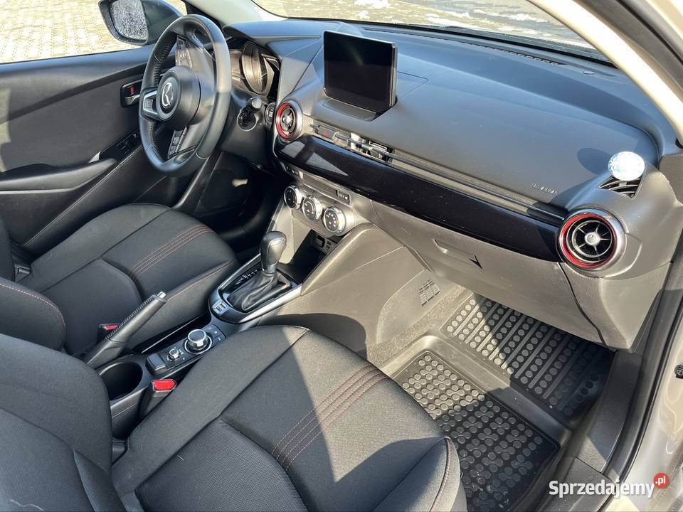 Mazda 2 Led Navi Kamera asystent pasa ruchu 2 Katowice
