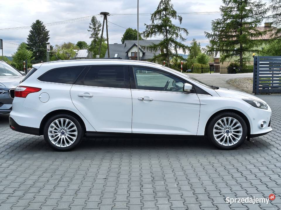 Ford Focus 2012 Benzyna Zadbany Dwa Kpl kół Rok produkcji 2011 podkarpackie Zarszyn sprzedam