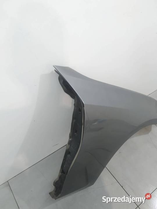BŁOTNIK PRAWY PRZÓD C4W Bmw Seria 3 VII 20182026
