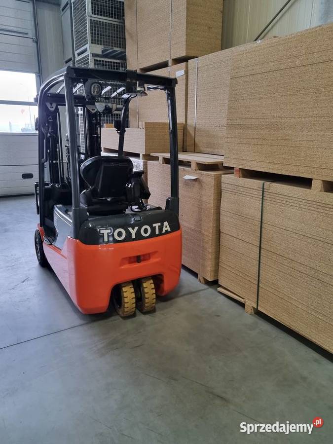 Wózek widłowy 3 kołowy 8FBET16 Toyota 2018r 43m Siedlce