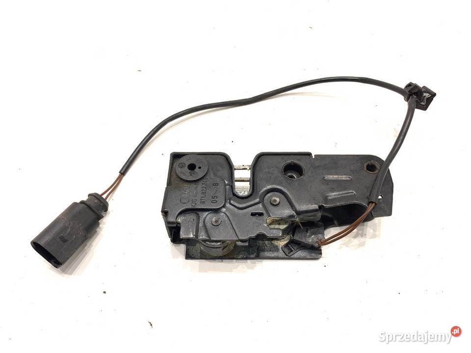 ZAMEK MASKI PRZÓD AUDI A4 B8 SedanLimuzyna 0715