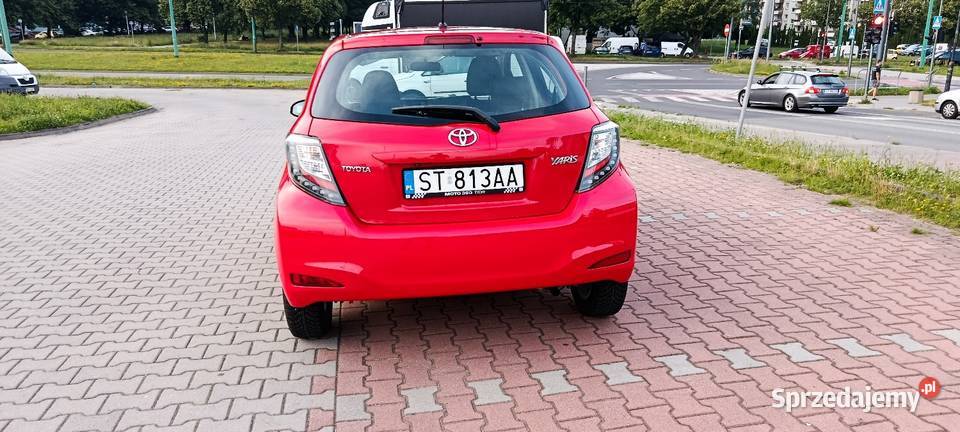 Toyota Yaris kamera cofania ładna Tychy
