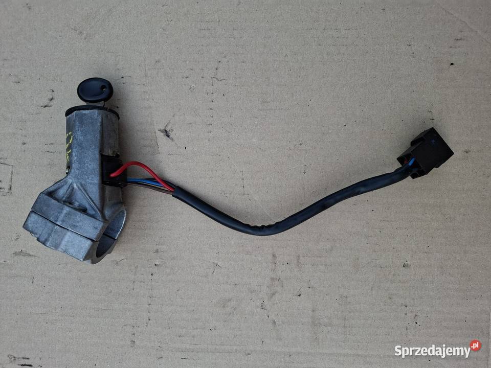 Stacyjka kostka stacyjki 4 piny Fiat 126p Maluch osobowe Strzelce Opolskie