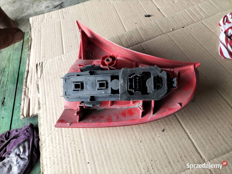 Renault Clio II 2 LAMPA TYŁ TYLNA LEWA Kamień-Kolonia sprzedam
