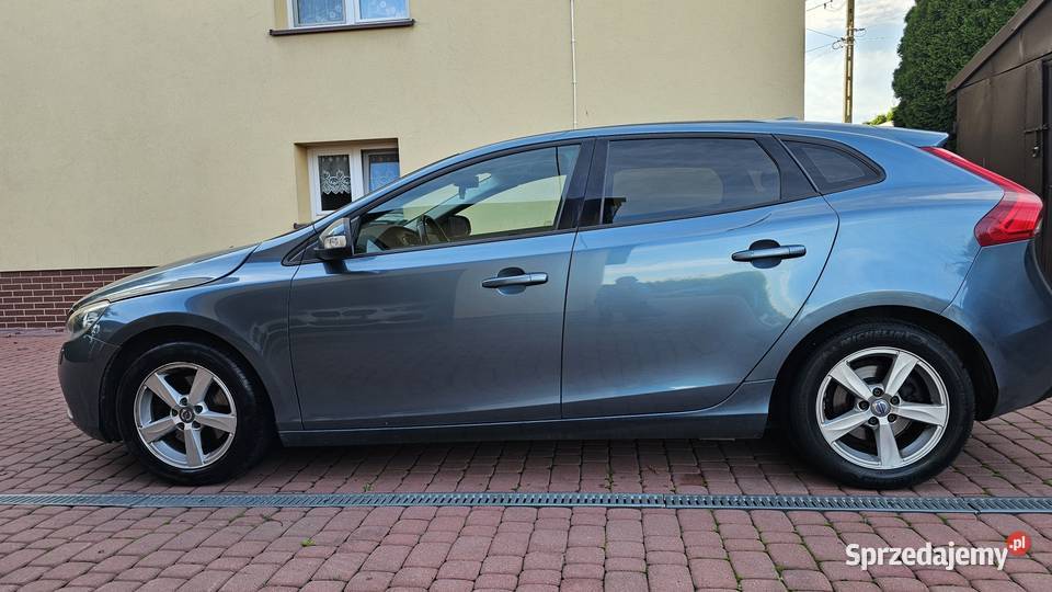 Volvo V40 16 T3 150 Lift 2012r Kamera 2 kpl kół aluminiowe felgi Zarszyn