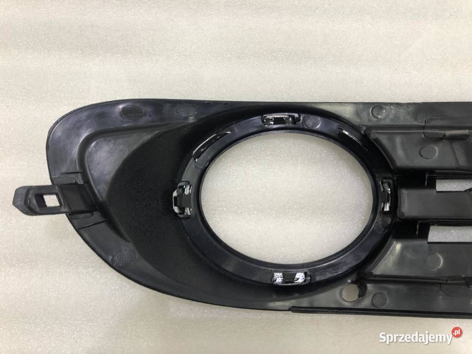 KRATKA ZDERZAKA LEWA 5K0853665 VW GOLF VI