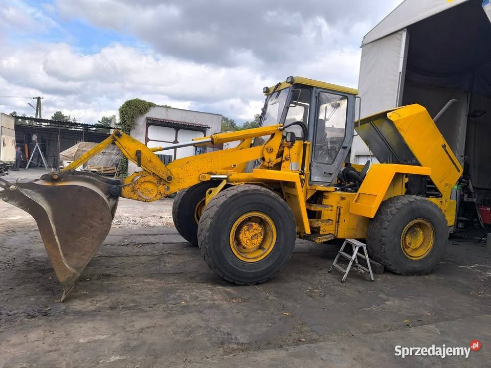 Ładowarka kołowa JCB 435 1995r 127 t Łyżka 23 m Czapury