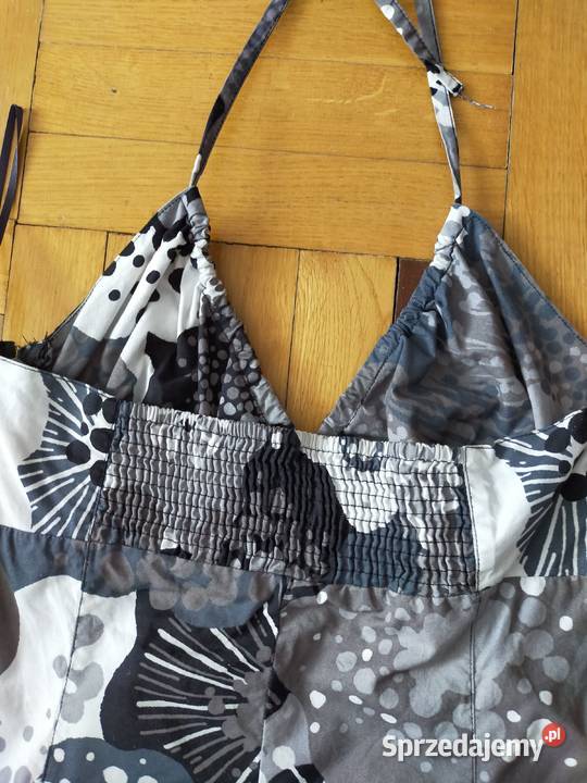 Sukienka młodzieżowa HM Siedlce