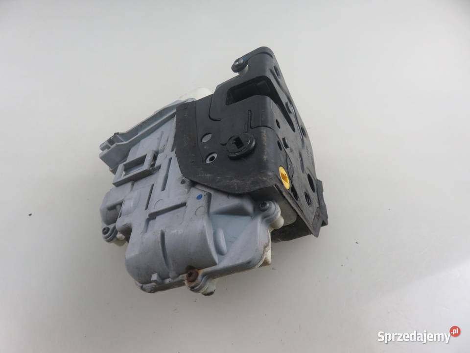 ZAMEK LEWY TYLNY VW PASSAT B6 B7 3C4839015A osobowe