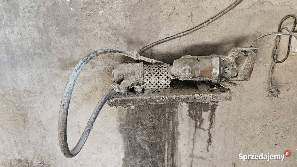 śrutownik BIN 11kW mieszalnik 2000 żmijka silosy Gosławice sprzedam