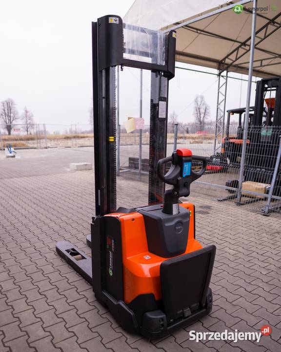 Wózek paletowy TOYOTA SWE140 paleciak Zator