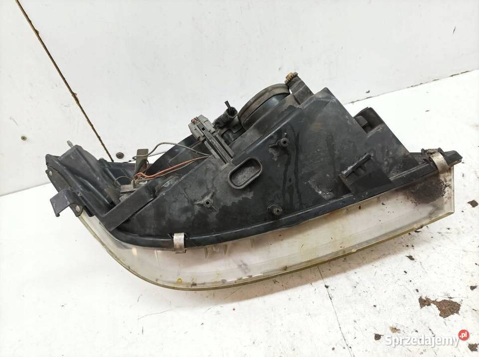 LAMPA PRZÓD LEWA P12 EU Nissan Primera III