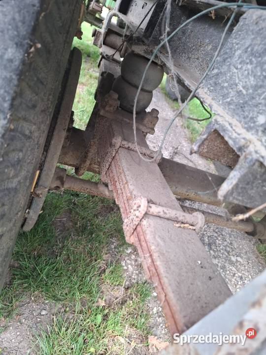 Przyczepa D50 nieuszkodzony Pacanów
