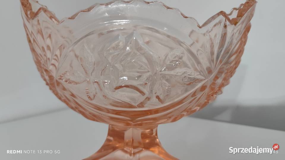 Szkło Kolorowe Żardiniera z Różą HZG Ząbkowice Wiązów