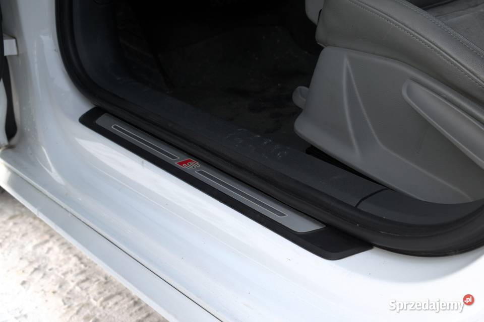 Audi A4 14 TFSI sline matrix Rok produkcji 2016 Wielgomłyny