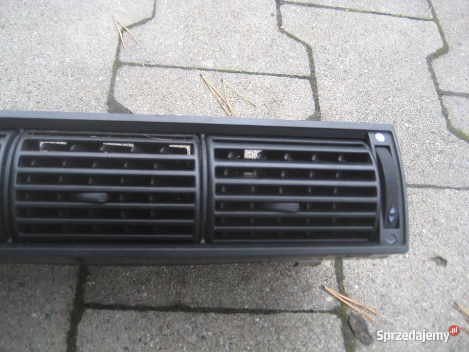 audi 100 c4 9094r kratka nawiewu środkowa Rakoniewice