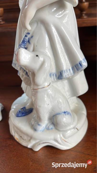 Figurka pary Damy z pieskiem i Dworzanina z pomorskie Gdańsk