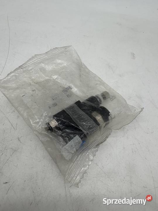 Festo 153488 LRMAM5QS4 Reduktor ciśnienia Pozostałe sprzedam
