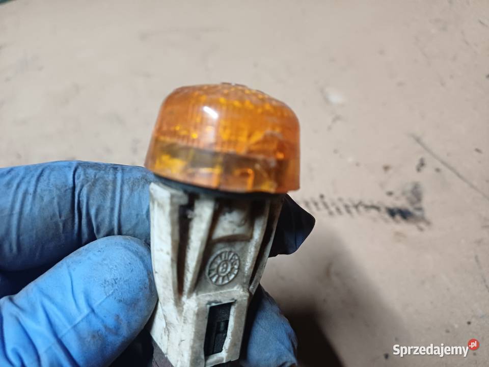Kierunkowskazy Przód Fiat 126p CC 700 900 Łowicz