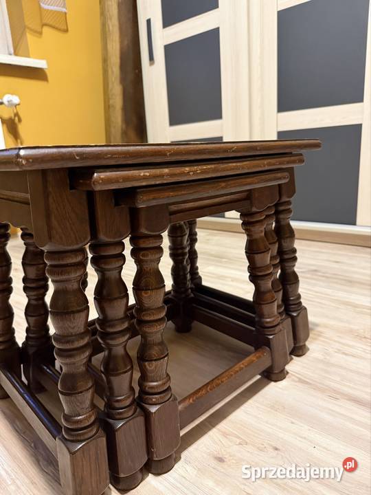 Dębowe stoliczki trojaczki komplet 3 wsuwane Komplety wypoczynkowe Turek sprzedam