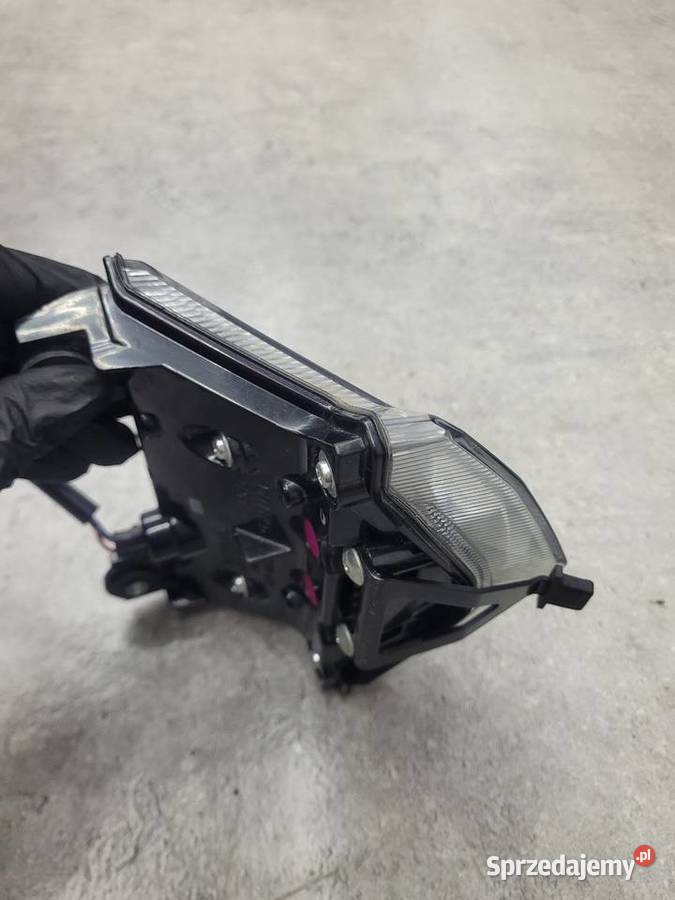 Kawasaki Z900 Z 900 24 OEM LAMPA TYŁ TYLNA LED Lampy tylne Nowy Tomyśl
