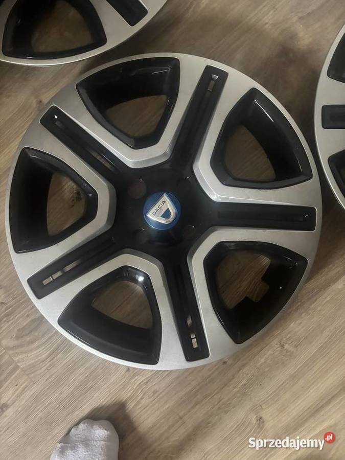 Kołpaki Dacia cztery ładne Pozostałe Pozostałe Koszalin