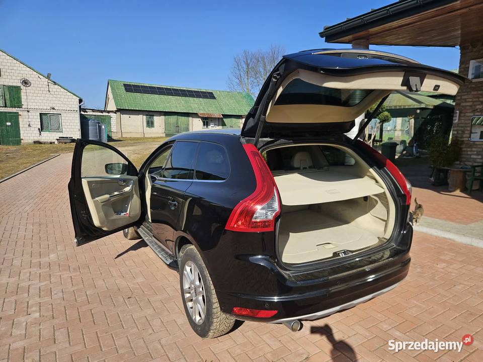 Volvo XC60 2016 podlaskie Zwierzyniec Mały