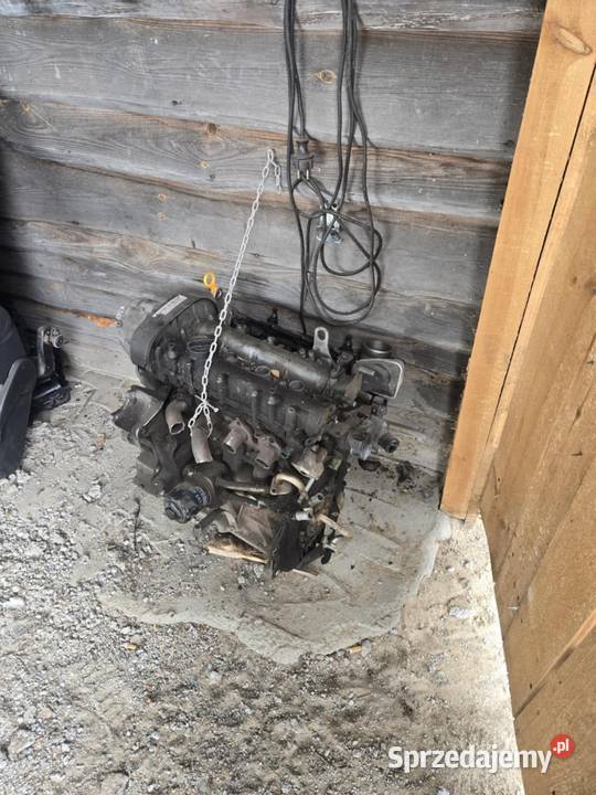 Sprzedam silnik golf 4 16 16V osobowe Łękawica