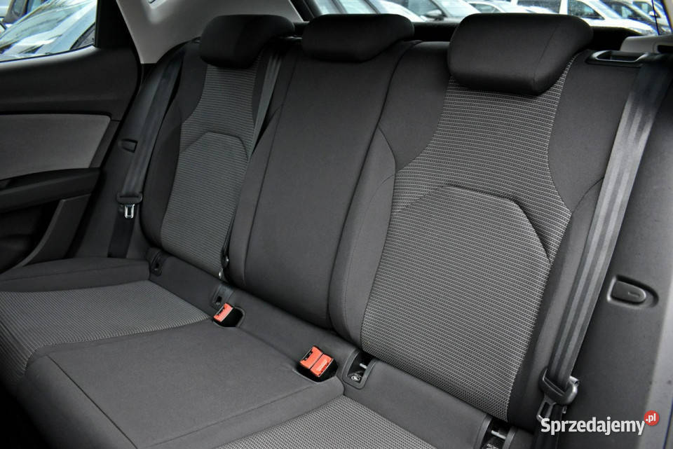 Seat Leon Bezwypadkowy Salon Polska Serwis ASO kurtyny powietrzne Łódź