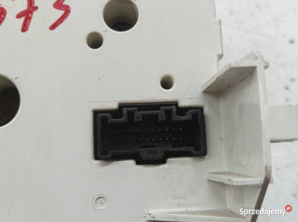 PANEL NAWIEWU CC51 Mazda 5 I 20052010