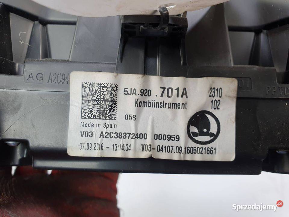 LICZNIK ZEGAR SKODA RAPID 5JA920701A osobowe kujawsko-pomorskie Lipno sprzedam