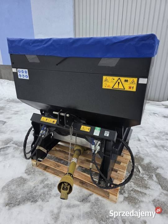 Rozsiewacz nawozów dwutarczowy sadowniczy DCM Rawa Mazowiecka