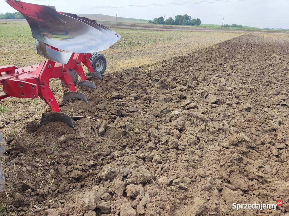 pług pługi kverneland agrolux massey ferguson Rolnictwo