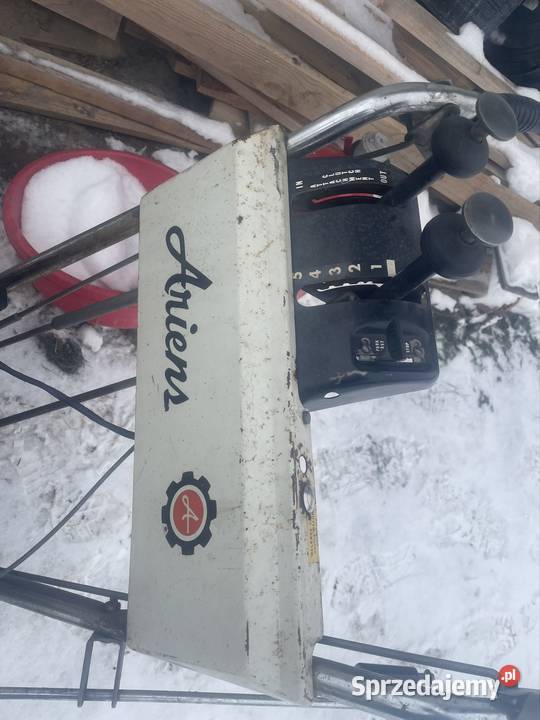 Sprzedam odśnieżarkę dmuchawę Janowiec