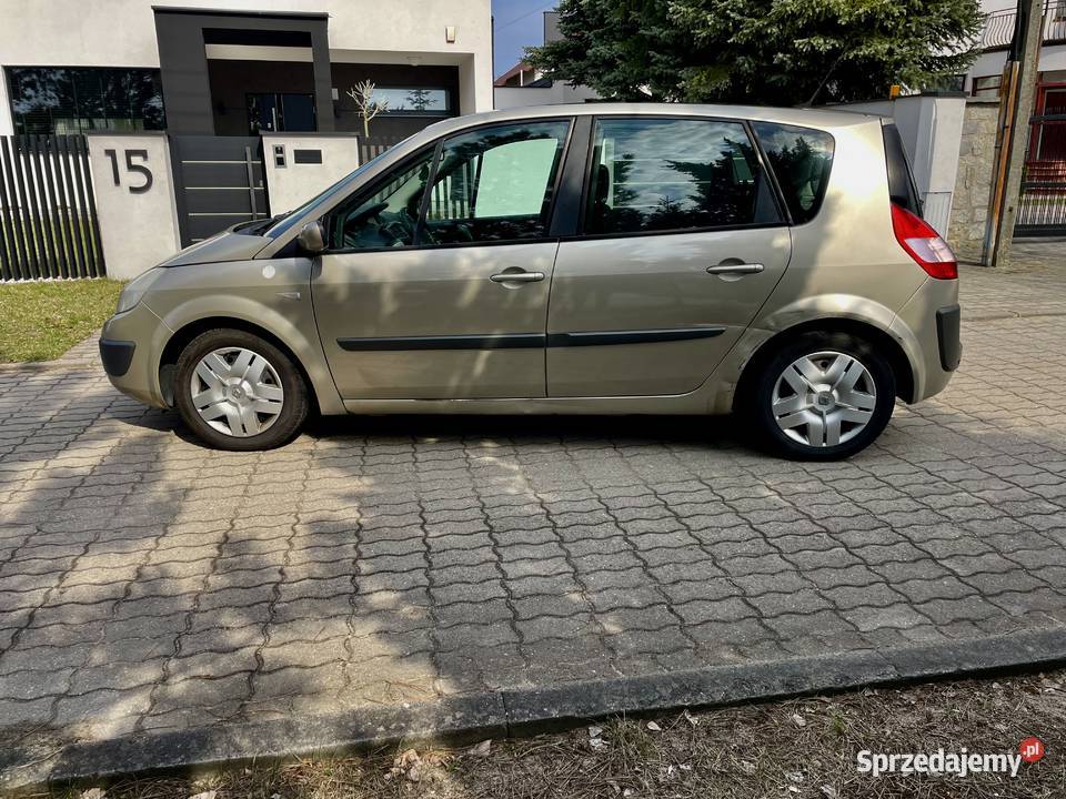 ZadbanyRenaultScenic2006r15DieselHakPanoramaMożZa Zduńska Wola