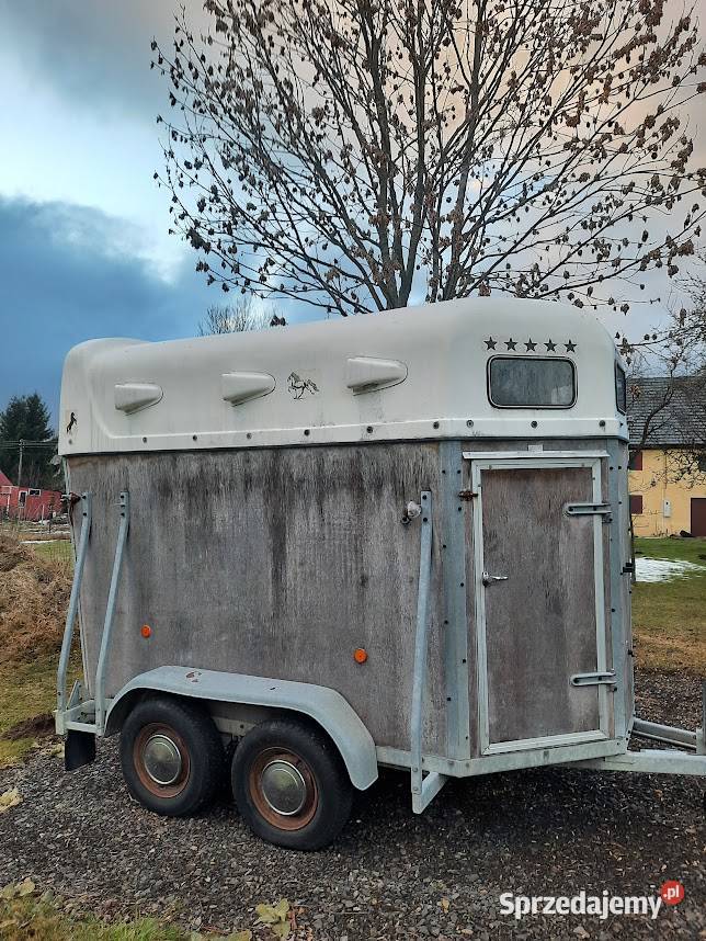 Przyczepa do przewozu koni Do przewozu koni Mirsk